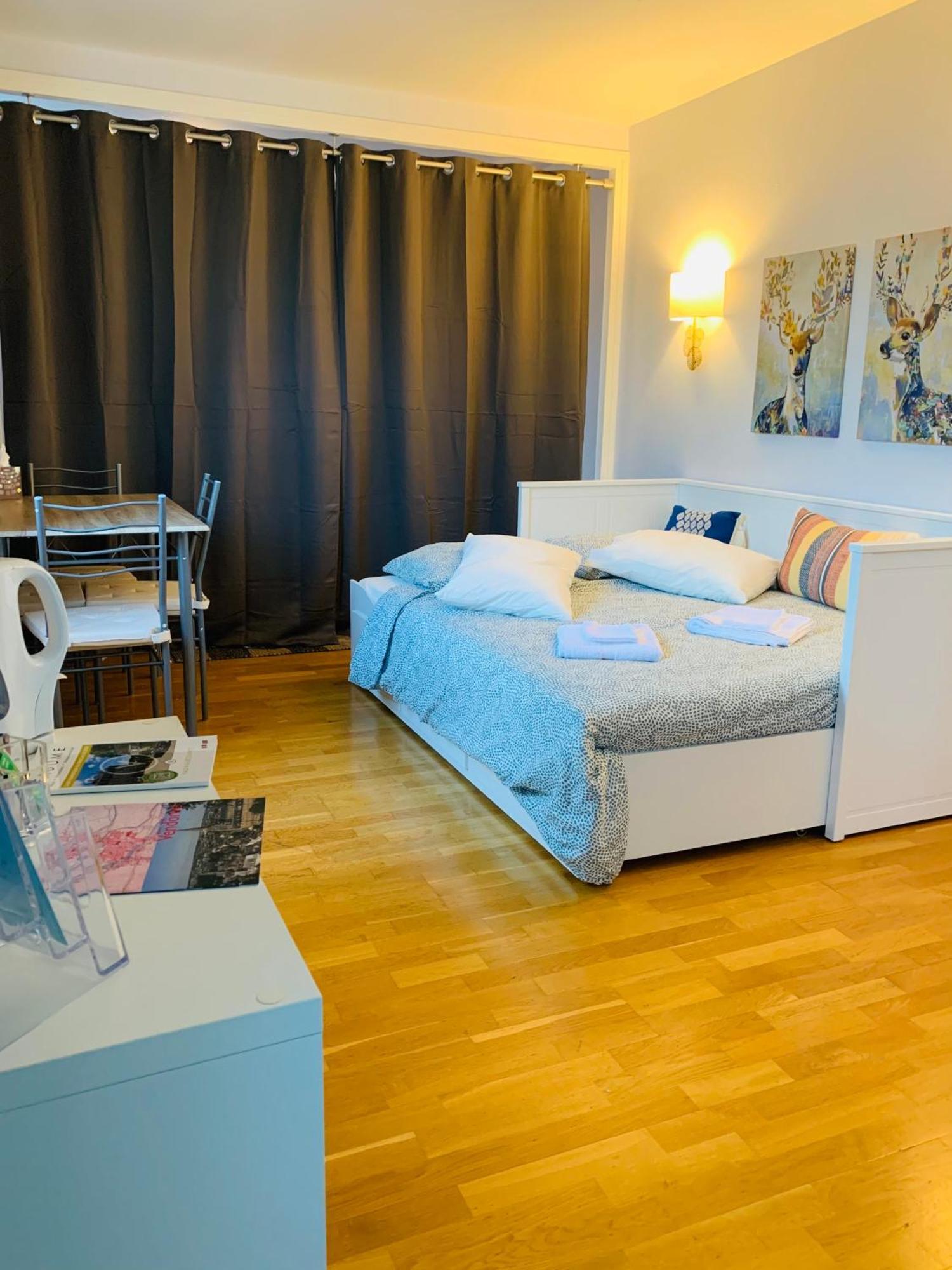 Hotel Les Tourterelles Vendôme Zimmer foto